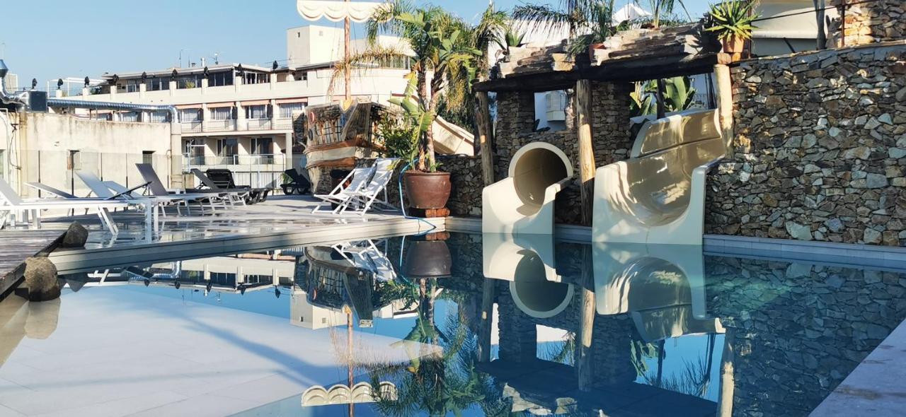Hotel Alba Seleqtta Lloret de Mar Exterior foto