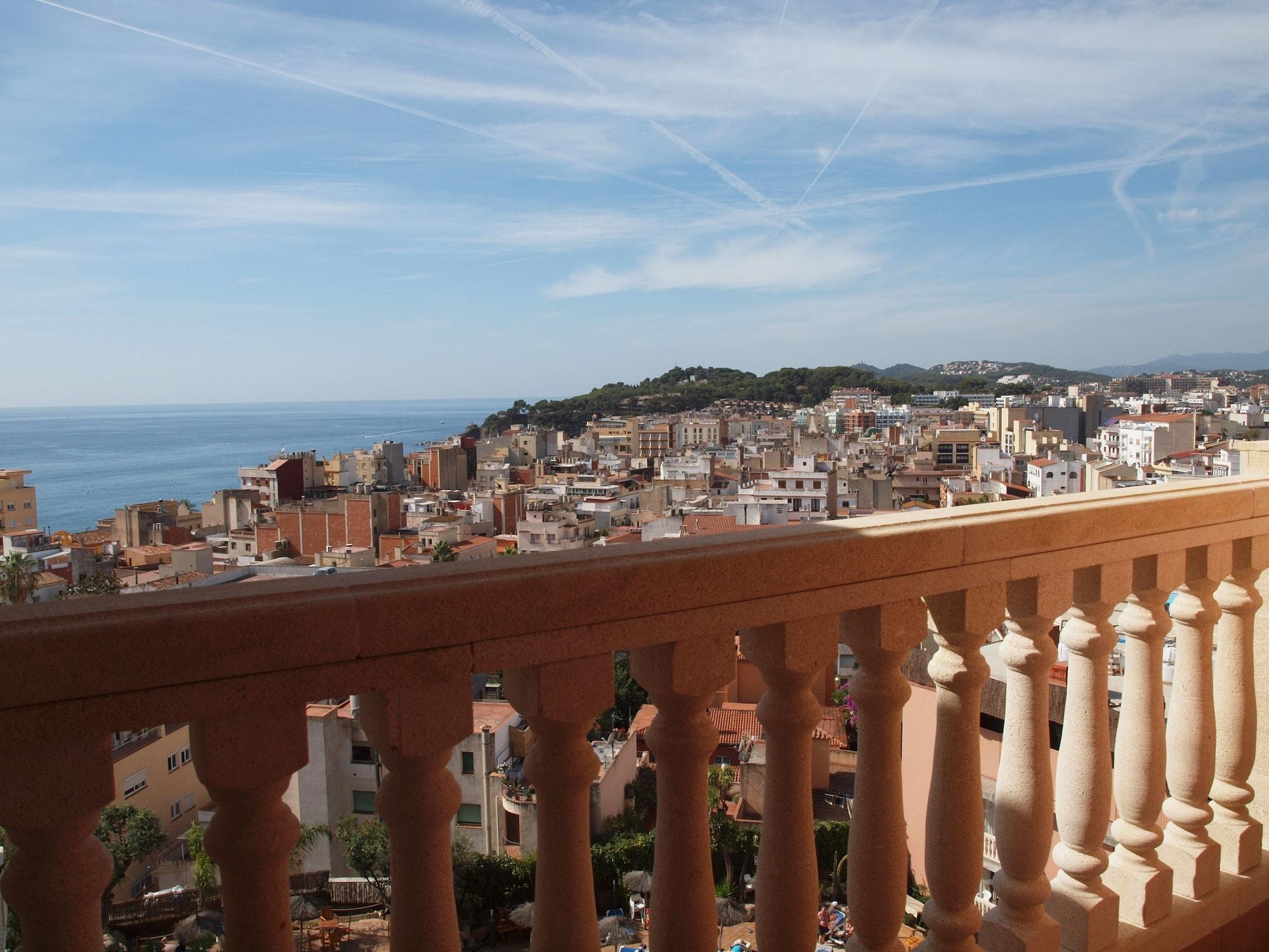 Hotel Alba Seleqtta Lloret de Mar Exterior foto